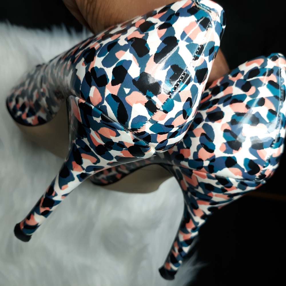 Nine West pumps - Picture 4 of 6